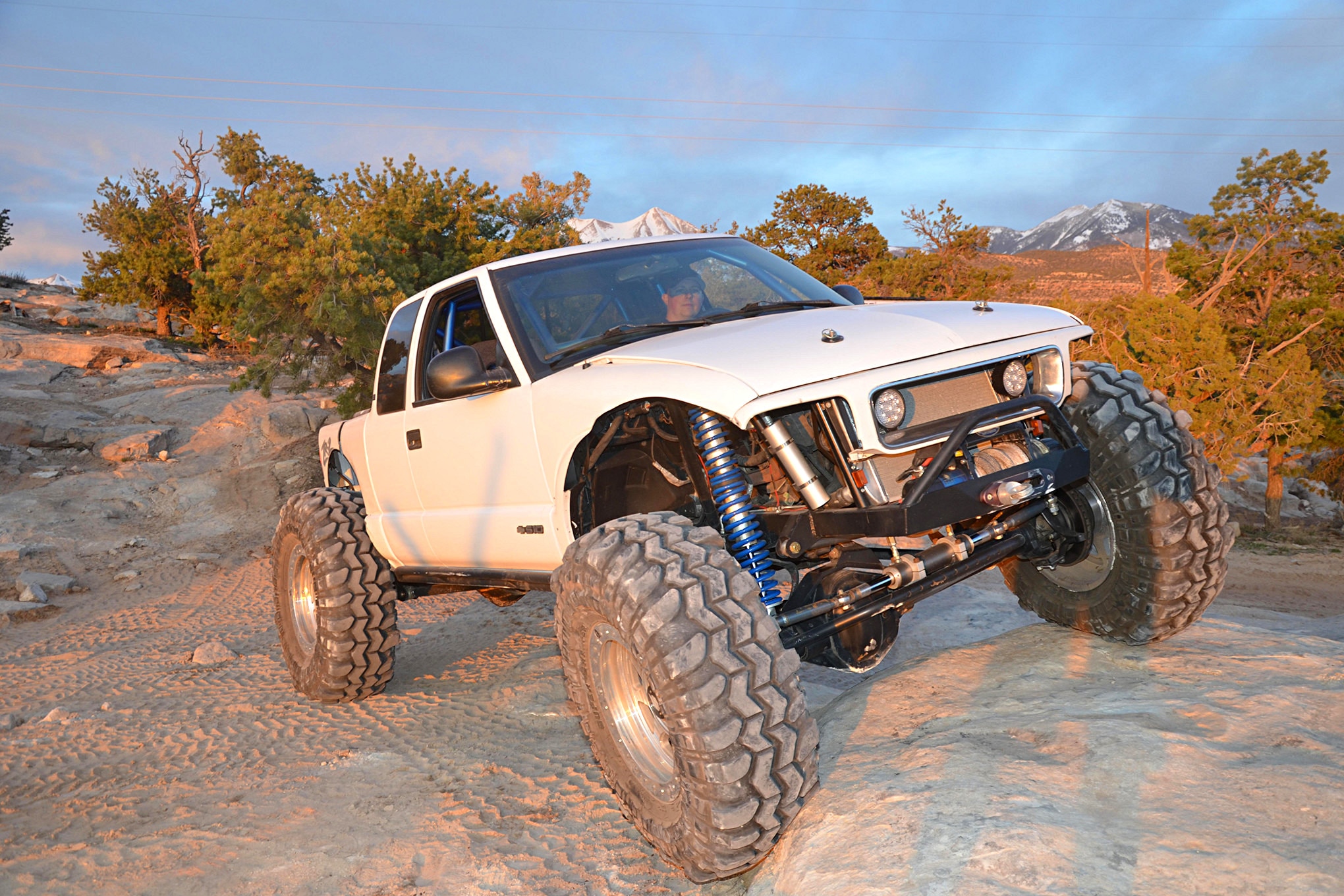 A Clean 1997 Chevy S 10 Zr2 Rockcrawler
