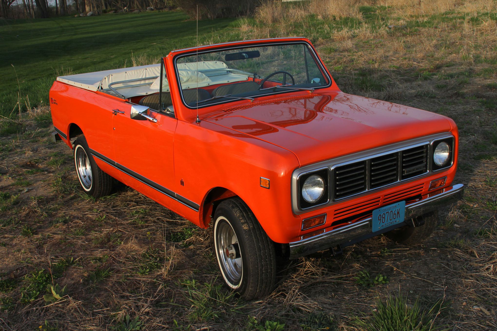 1976 International Scout Terra Suntanner