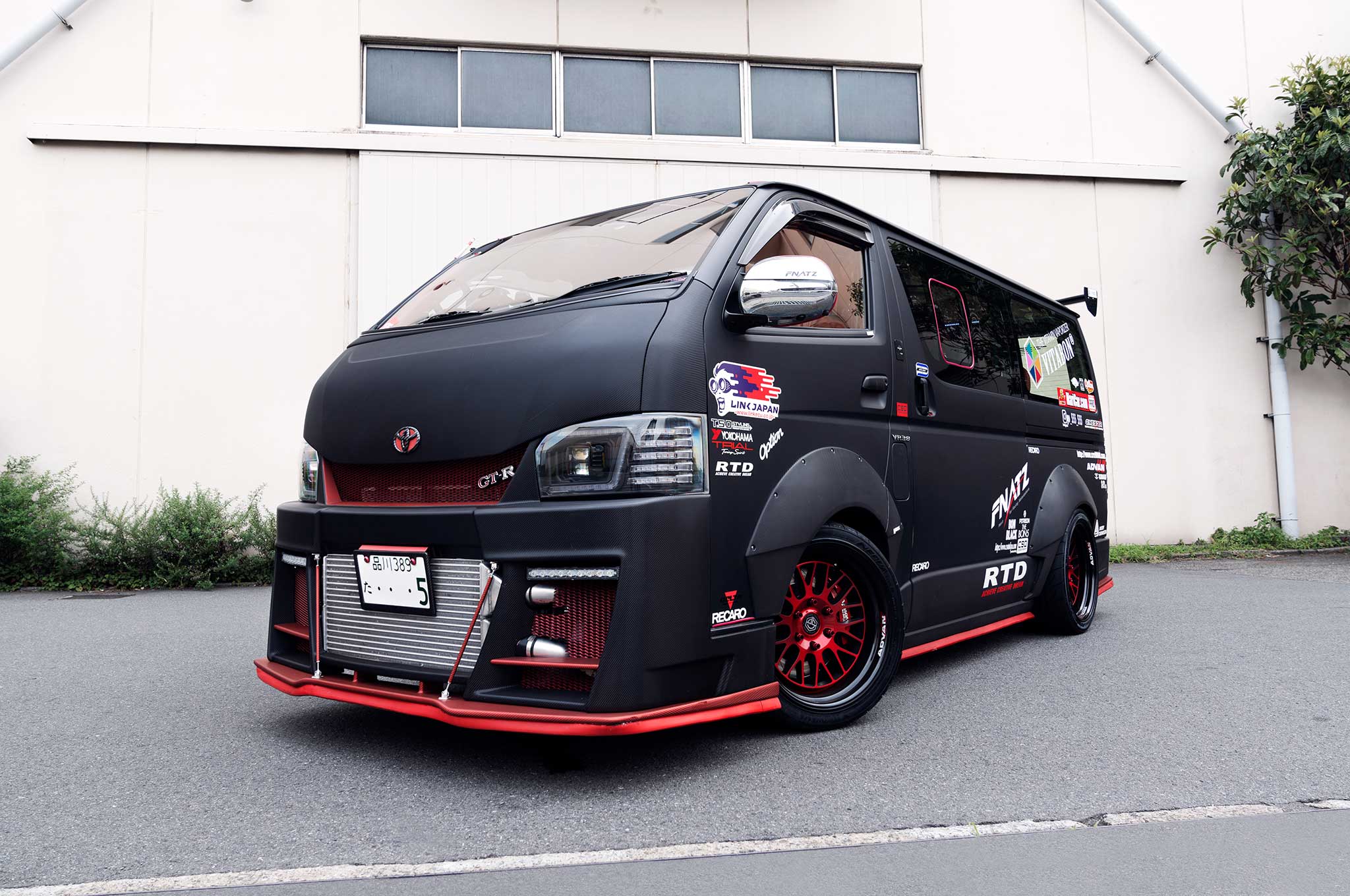 2016 Toyota HiAce King of the Vans