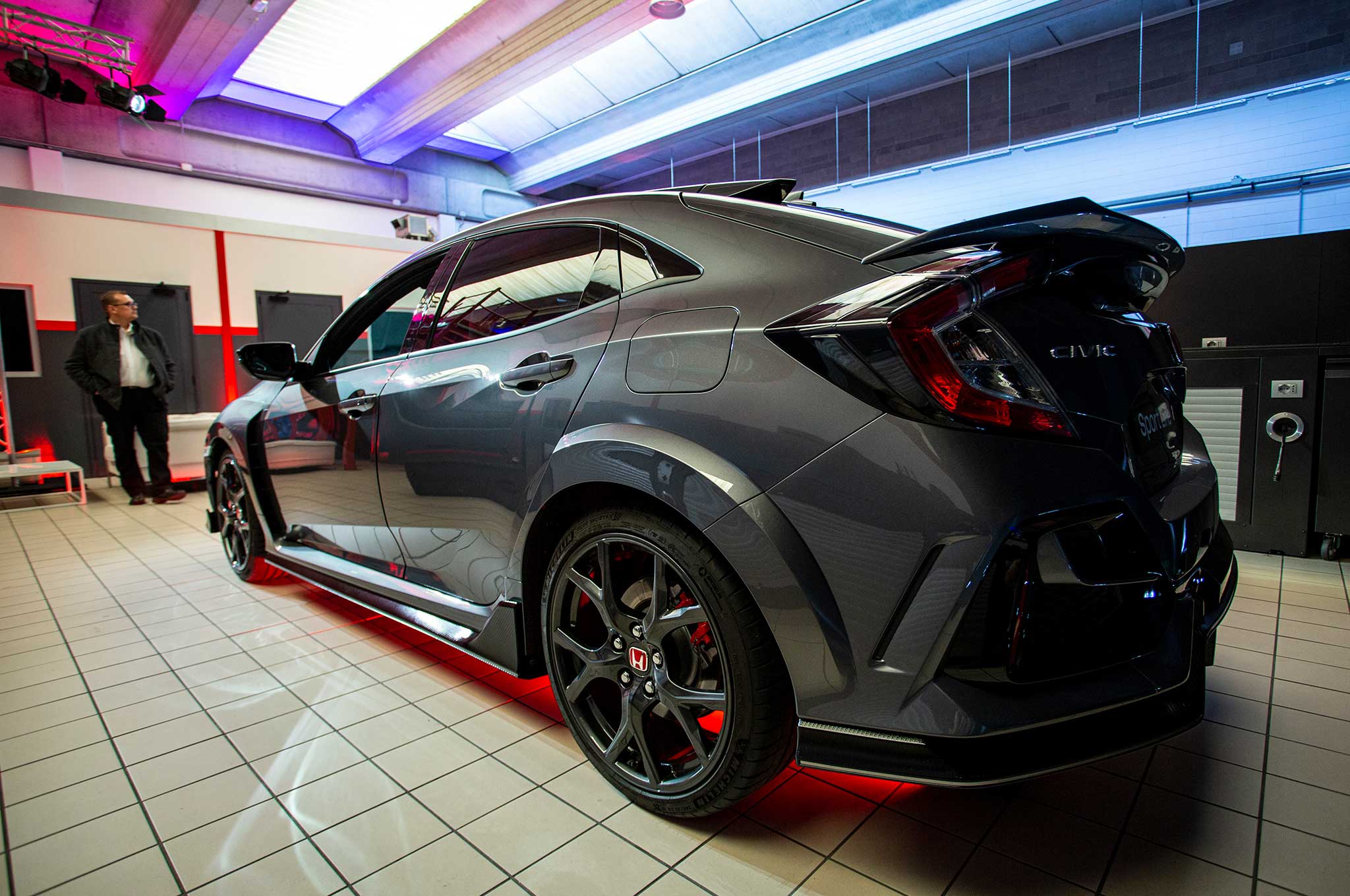 Honda Civic Type R Sport Line The Less Boy Racer Fk8 That Adults Want But The U S Won T Be Getting